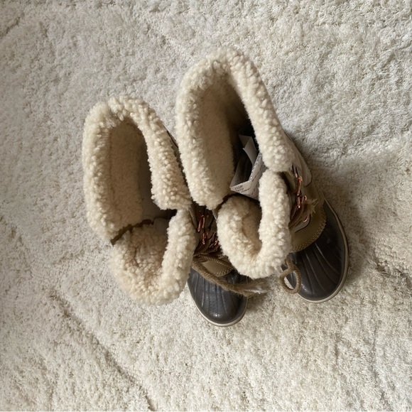 Sorel tofino tan beige Sherpa boots tie winter snow 6 - Picture 3 of 7